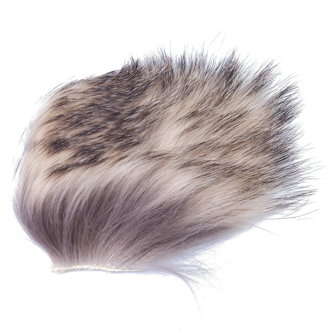 Hareline Badger Fur Piece - High-quality Badger body fur from Hareline Dubbin